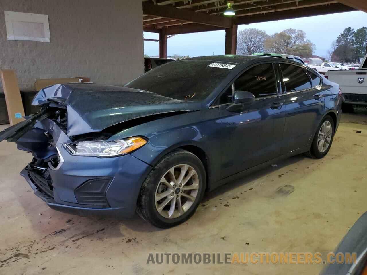 3FA6P0HD0KR203556 FORD FUSION 2019