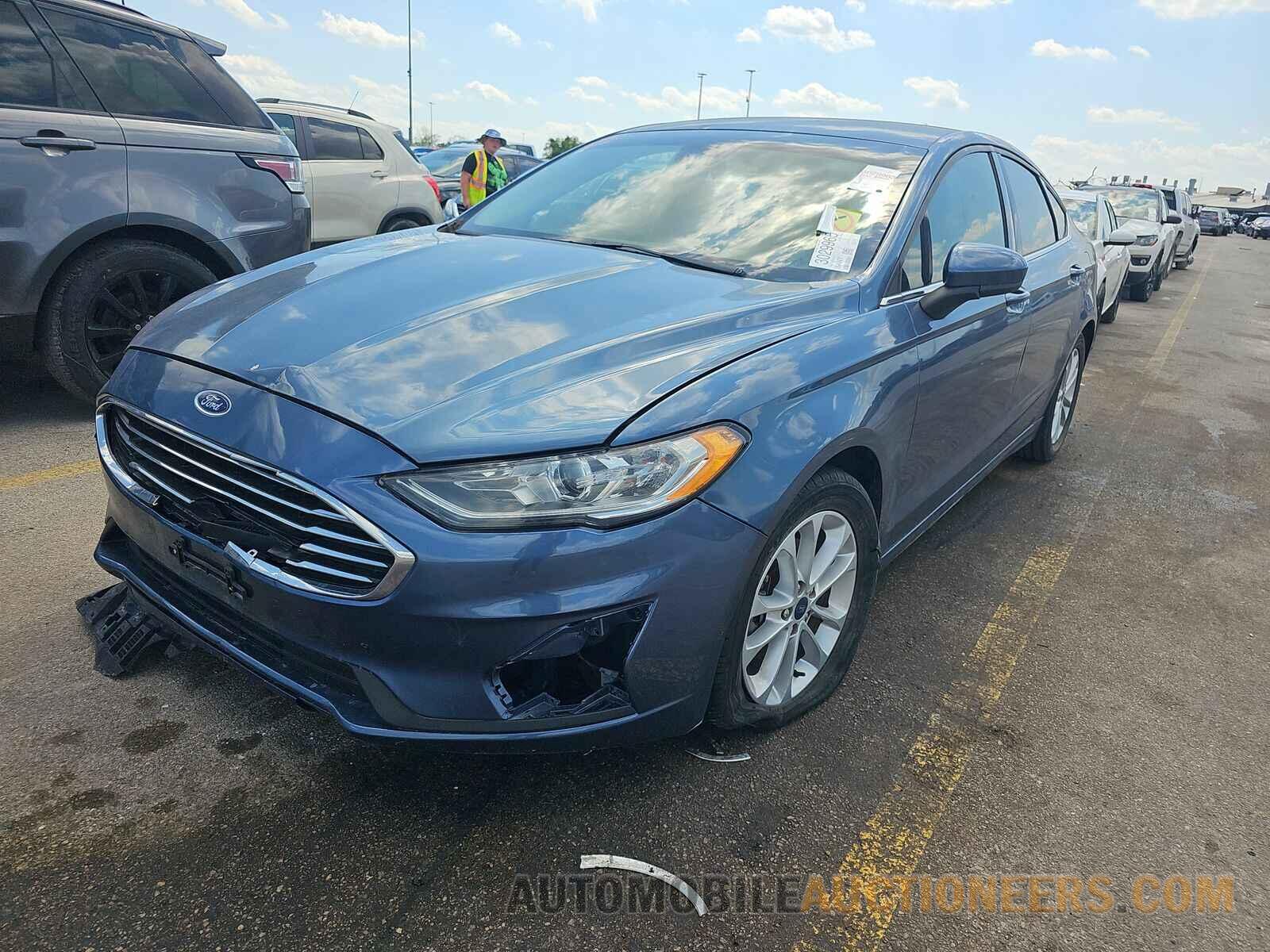 3FA6P0HD0KR203587 Ford Fusion 2019