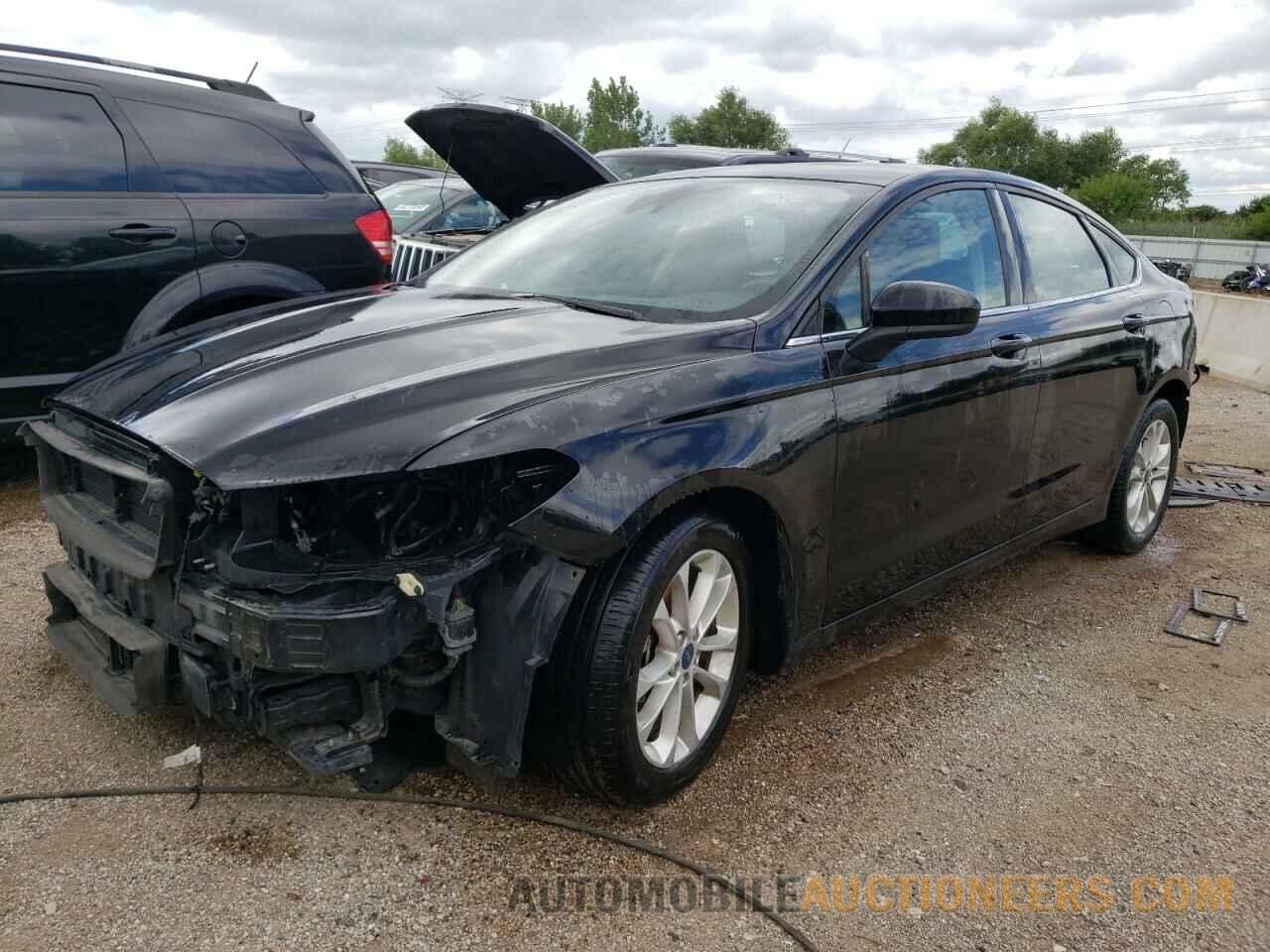 3FA6P0HD0KR247640 FORD FUSION 2019