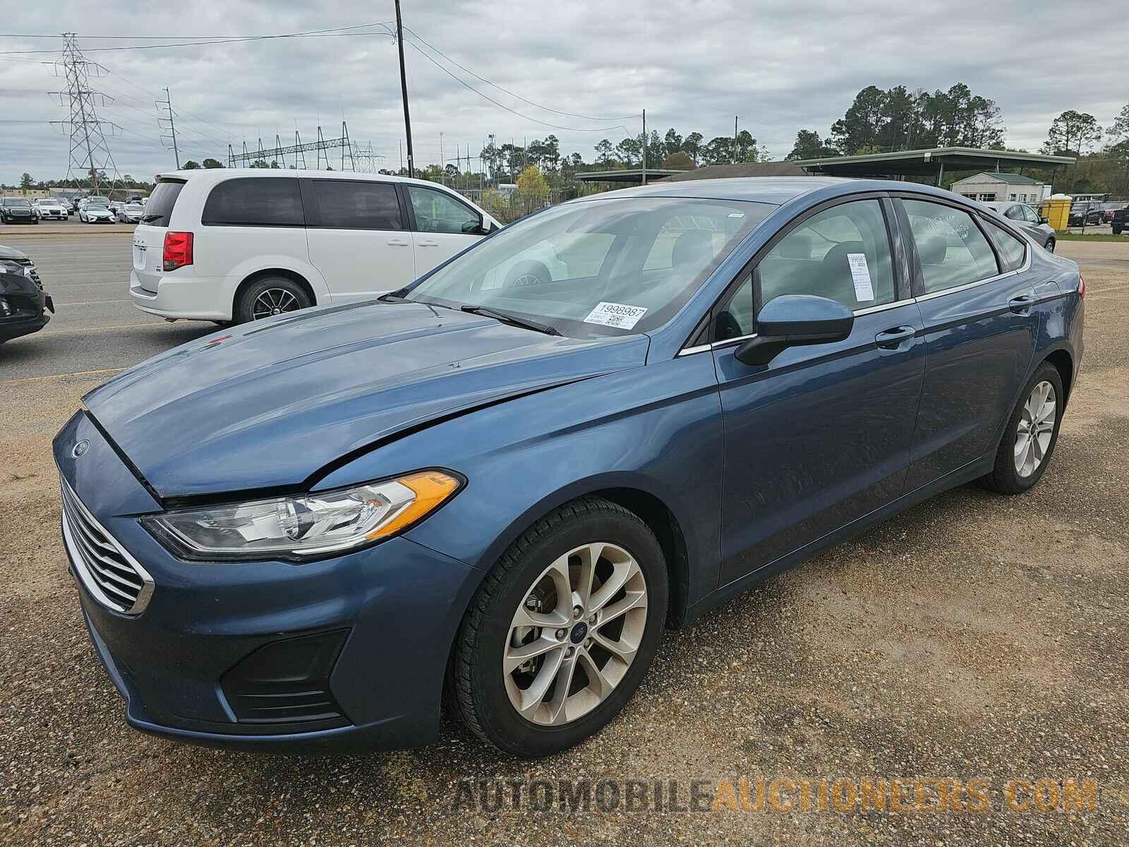 3FA6P0HD0KR271596 Ford Fusion 2019