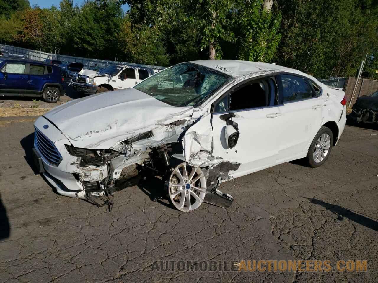 3FA6P0HD0KR279598 FORD FUSION 2019