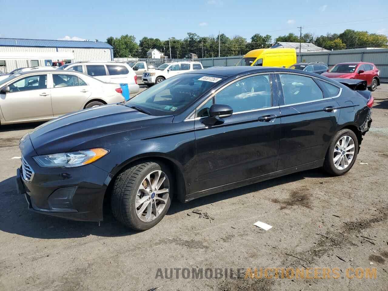 3FA6P0HD1KR125823 FORD FUSION 2019