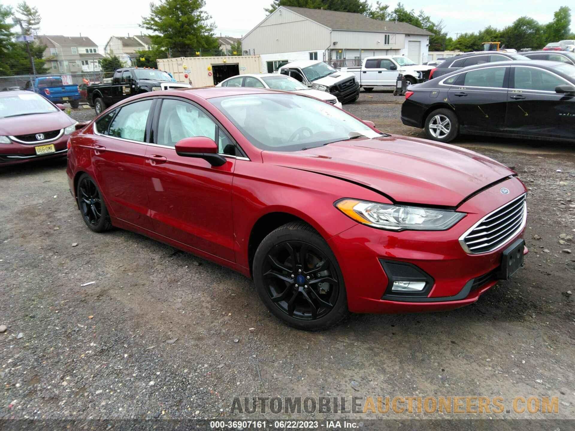 3FA6P0HD1KR158563 FORD FUSION 2019