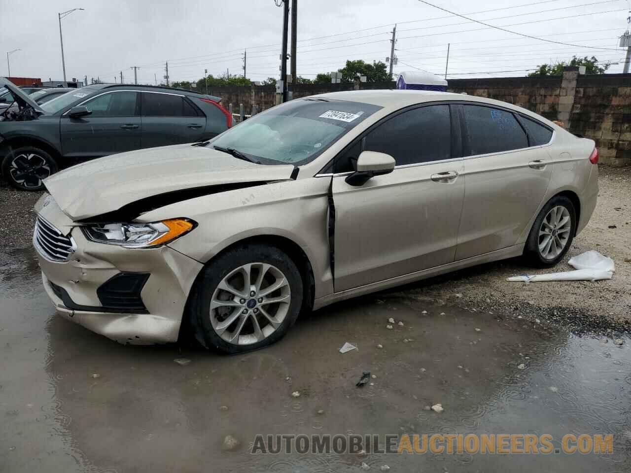 3FA6P0HD1KR161527 FORD FUSION 2019