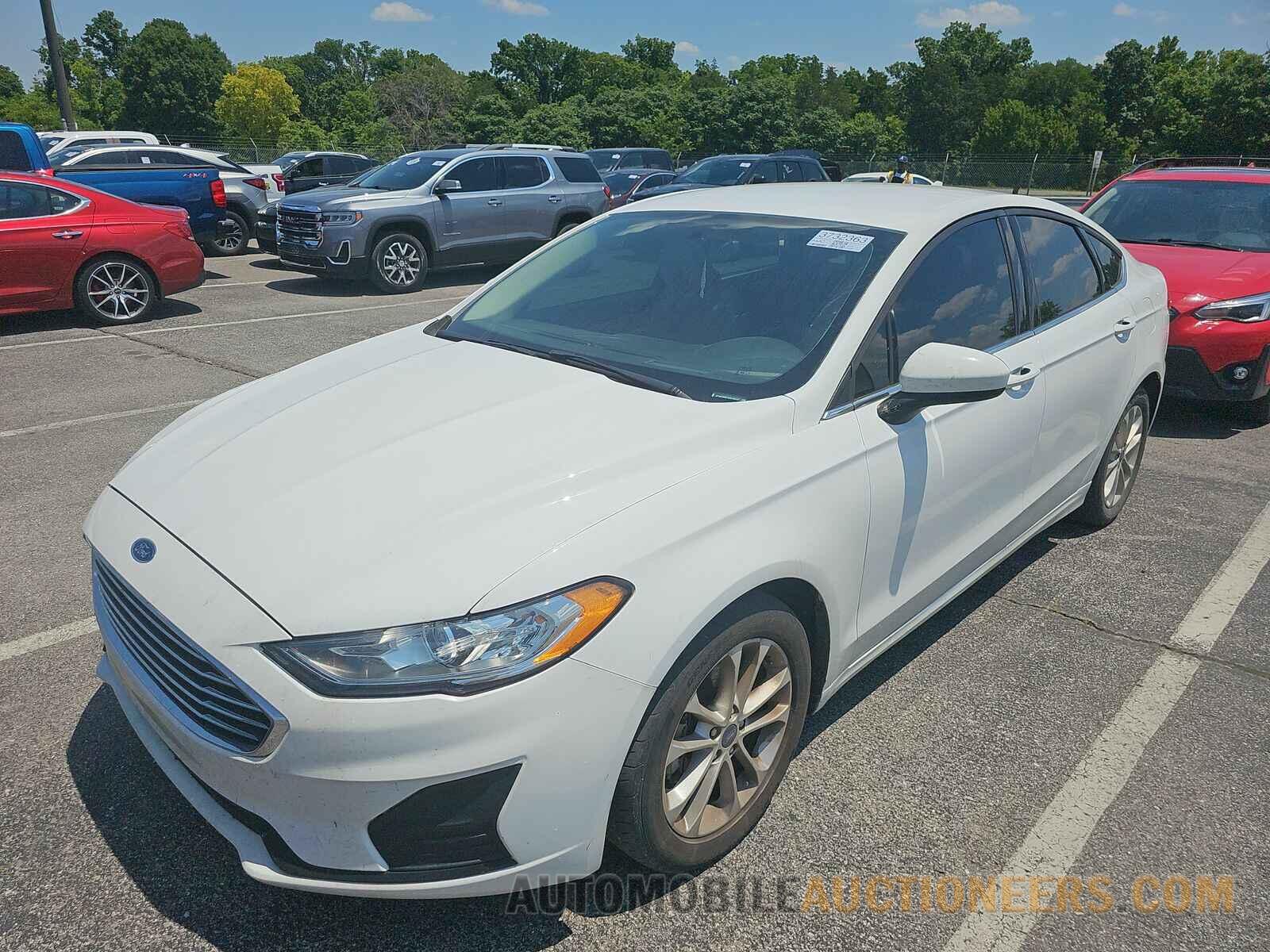 3FA6P0HD1KR186427 Ford Fusion 2019