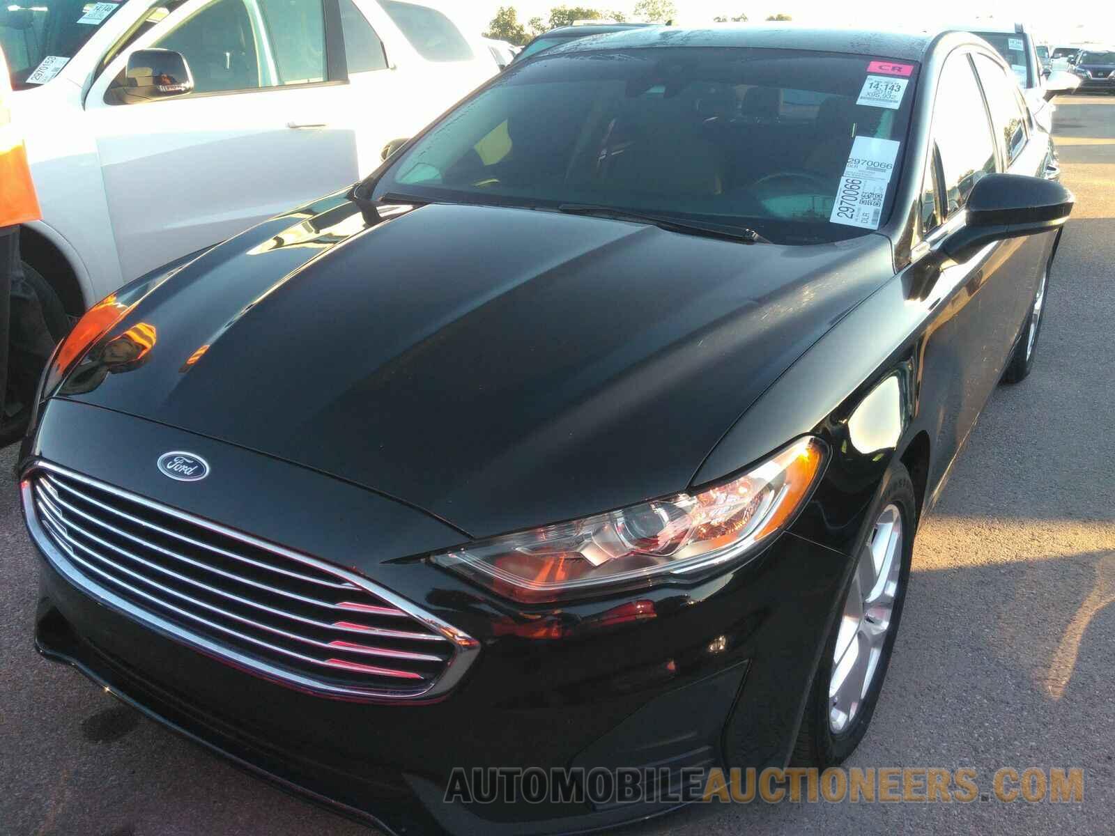 3FA6P0HD2KR127080 Ford Fusion 2019