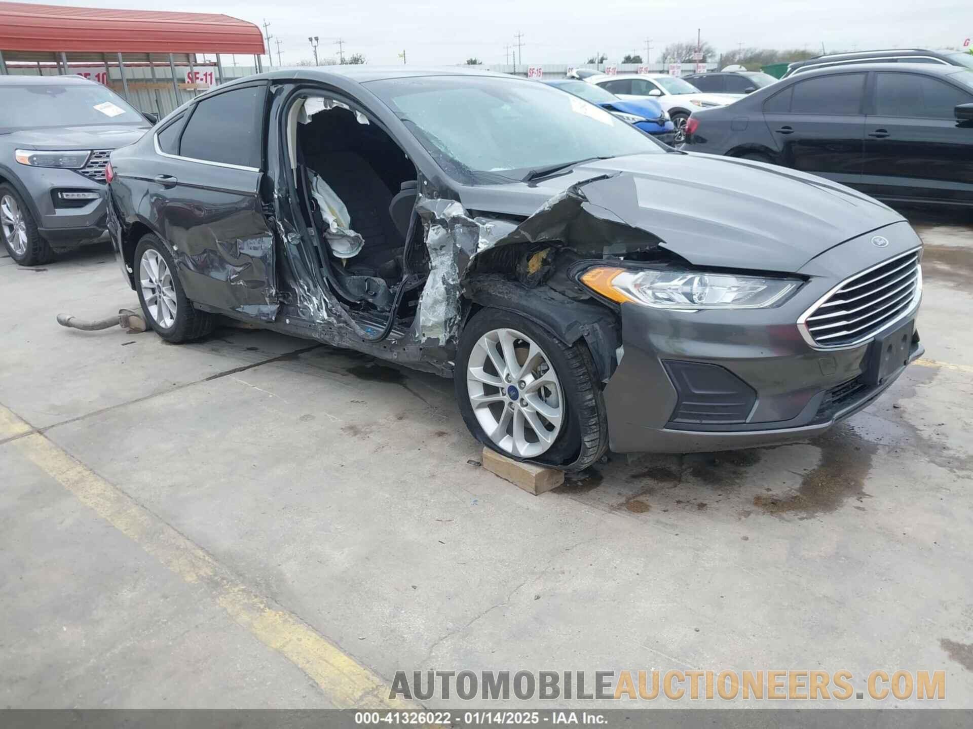 3FA6P0HD2KR170737 FORD FUSION 2019