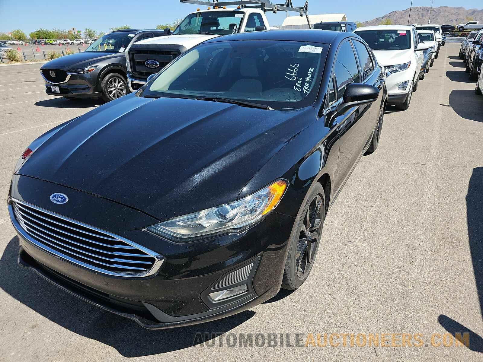 3FA6P0HD2KR176666 Ford Fusion 2019