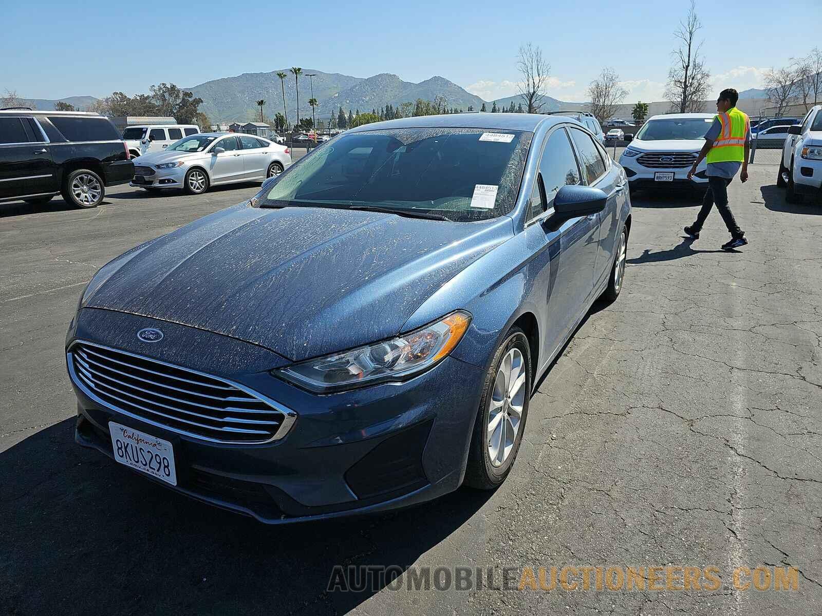 3FA6P0HD2KR216325 Ford Fusion 2019