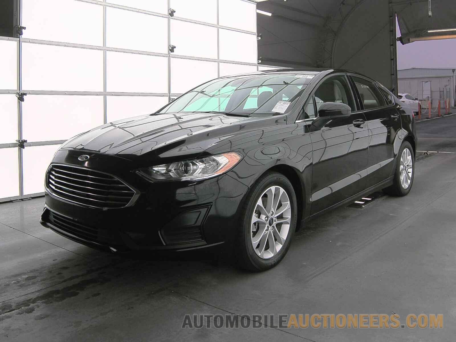 3FA6P0HD2LR119305 Ford Fusion 2020