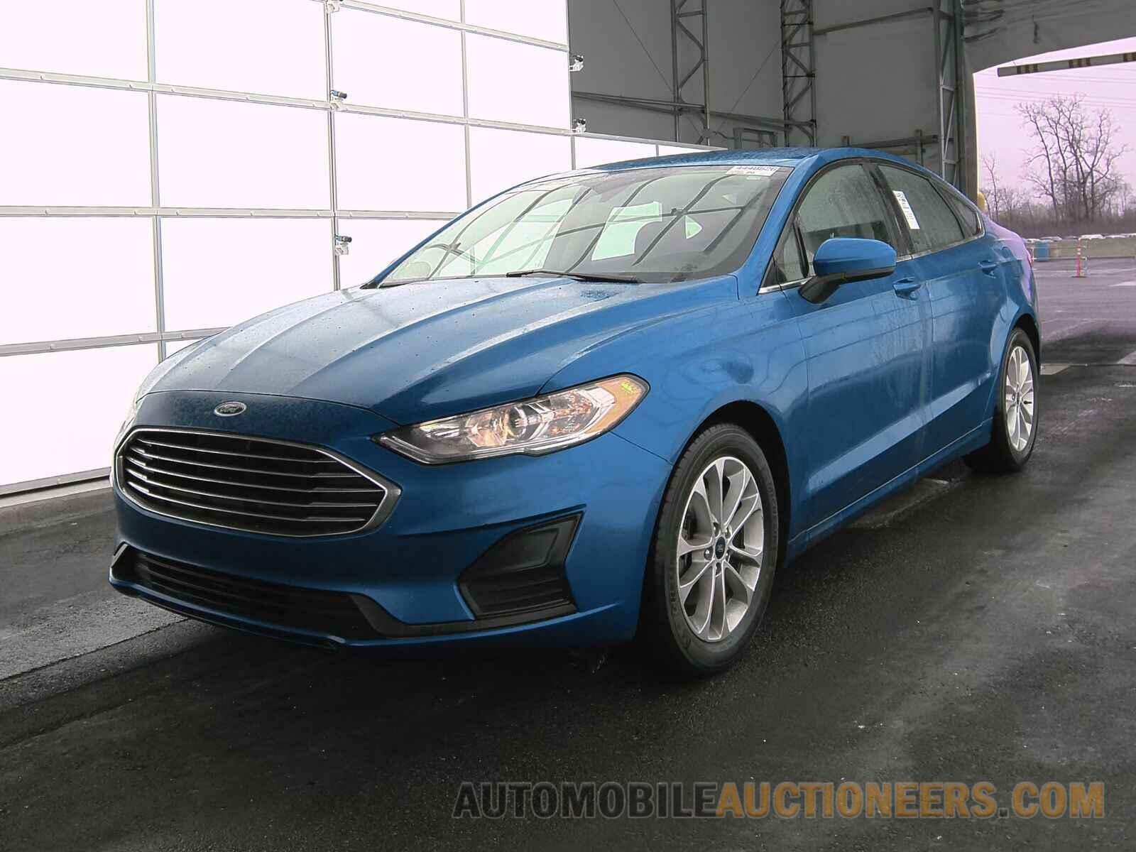 3FA6P0HD2LR135438 Ford Fusion 2020