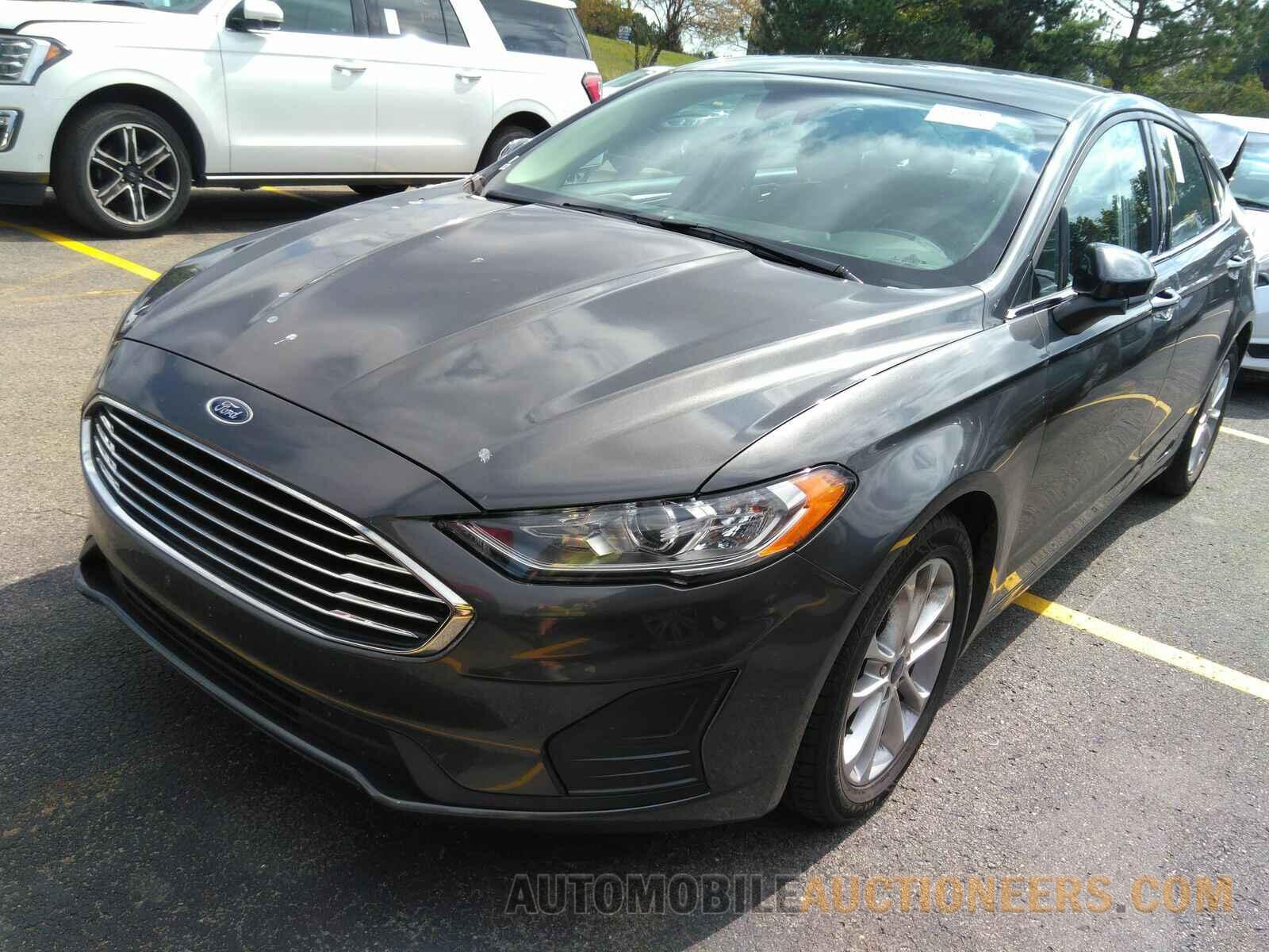 3FA6P0HD2LR233160 Ford Fusion 2020