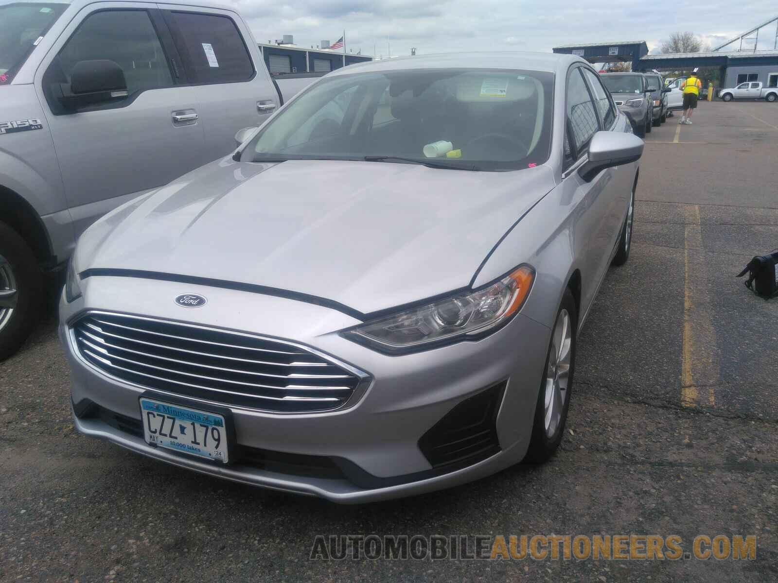 3FA6P0HD3KR219282 Ford Fusion 2019