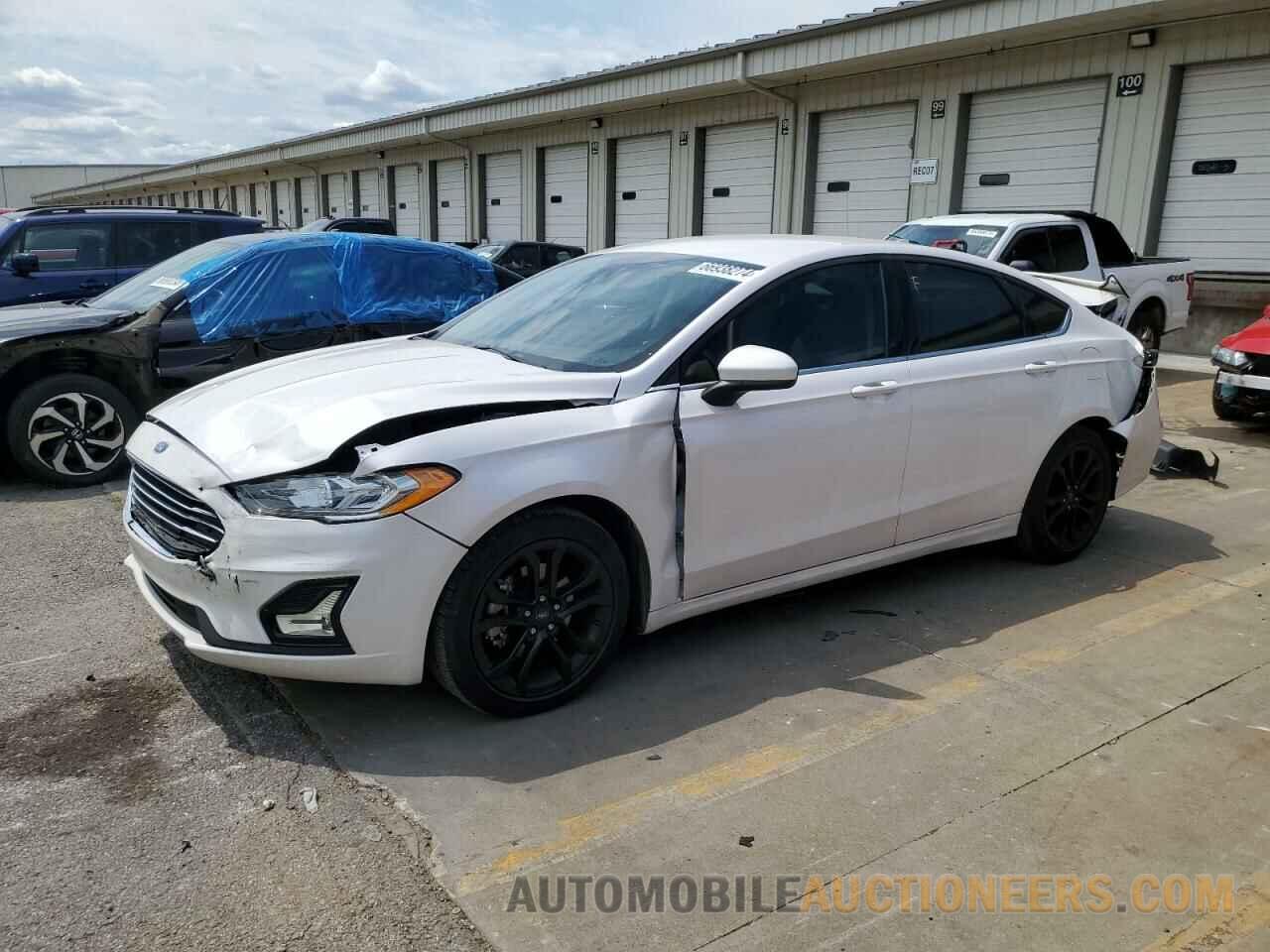 3FA6P0HD3KR282186 FORD FUSION 2019