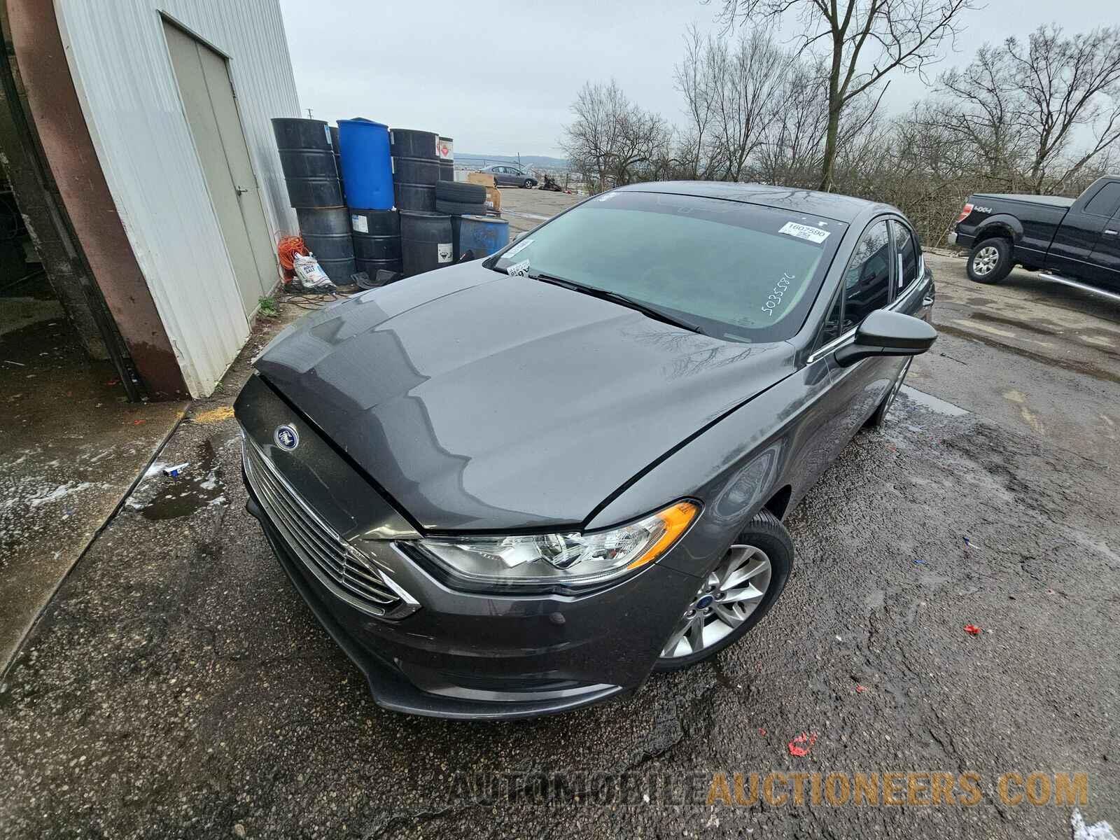 3FA6P0HD4HR273392 Ford Fusion 2017