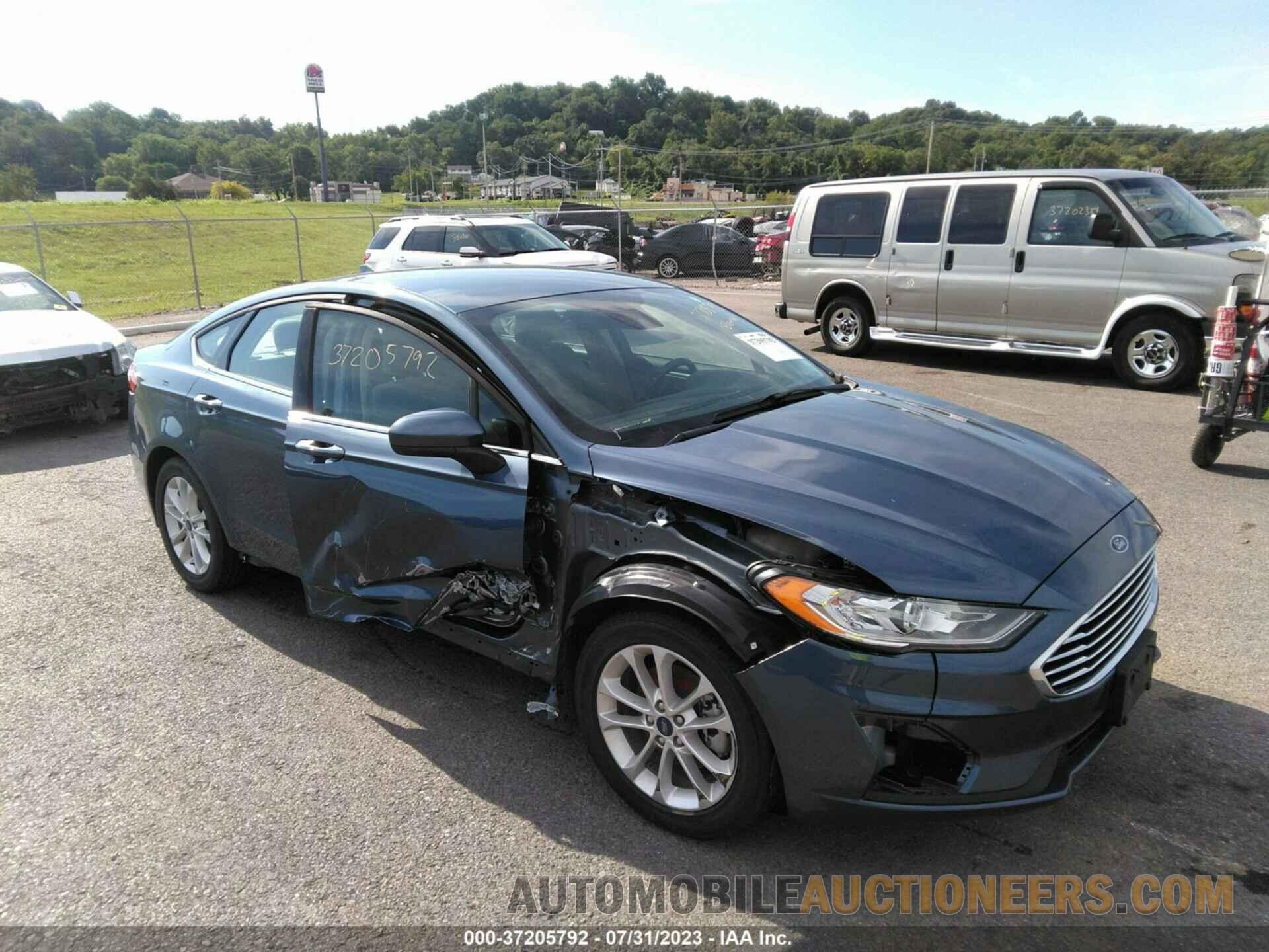 3FA6P0HD4KR142969 FORD FUSION 2019