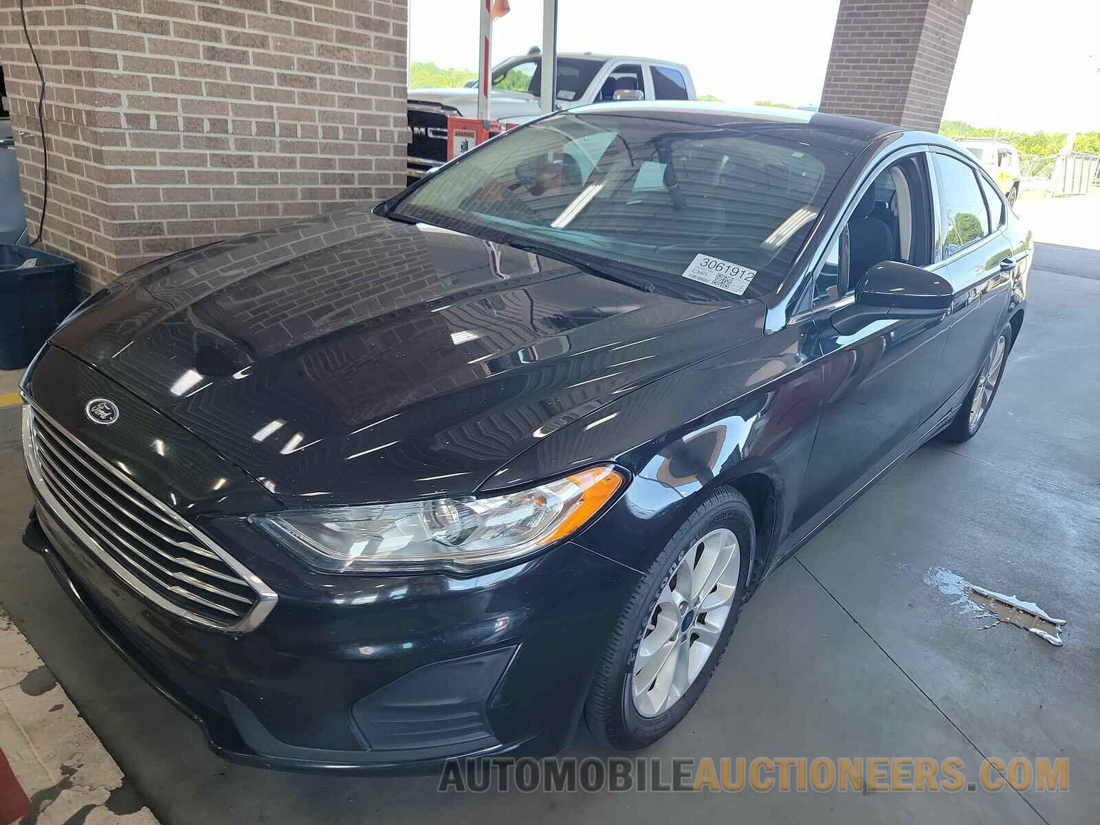 3FA6P0HD4KR151980 Ford Fusion 2019