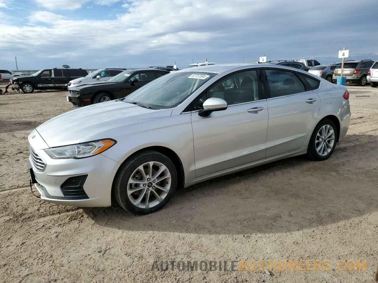 3FA6P0HD4KR166009 FORD FUSION 2019