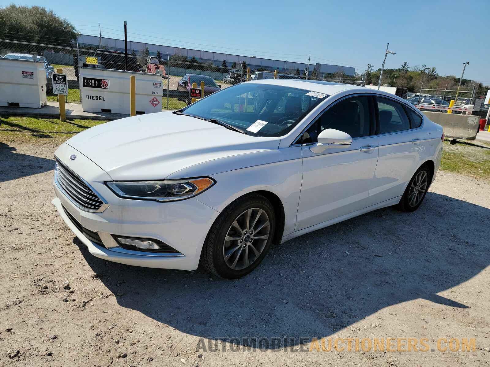 3FA6P0HD5HR122819 Ford Fusion 2017