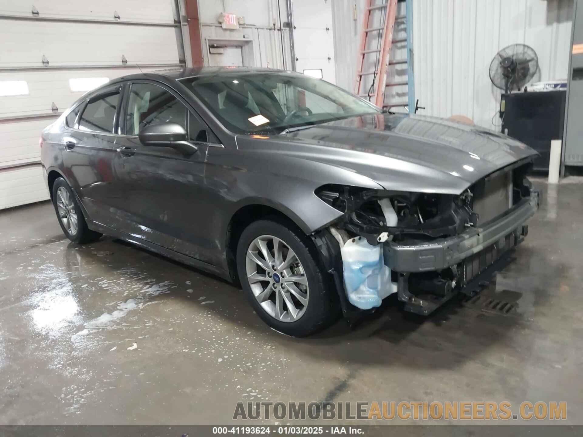 3FA6P0HD5HR305329 FORD FUSION 2017