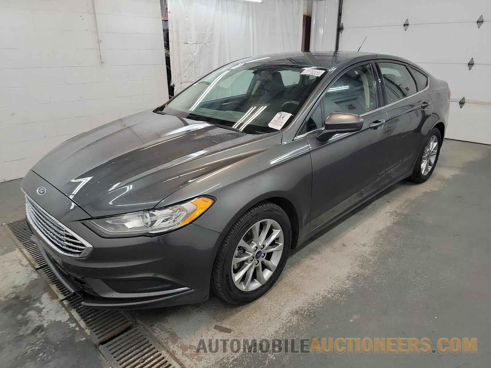 3FA6P0HD5HR365031 Ford Fusion 2017