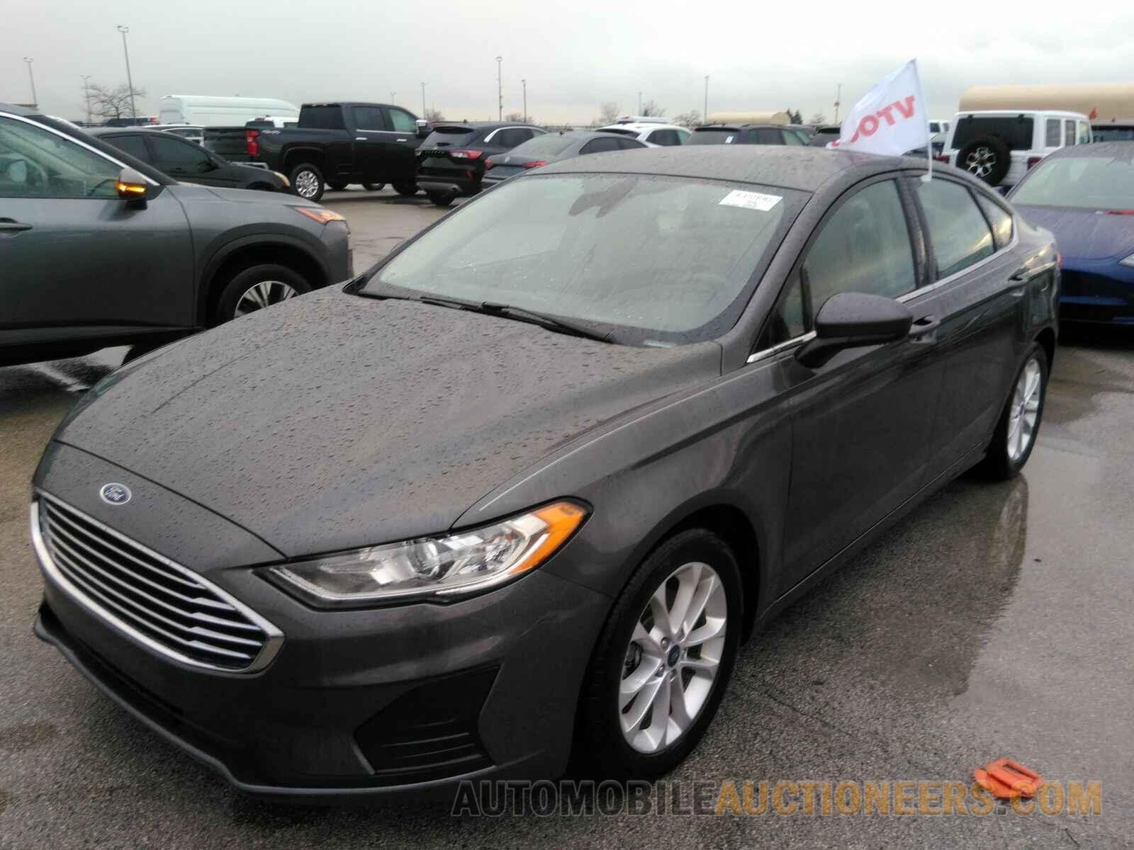 3FA6P0HD5KR131835 Ford Fusion 2019