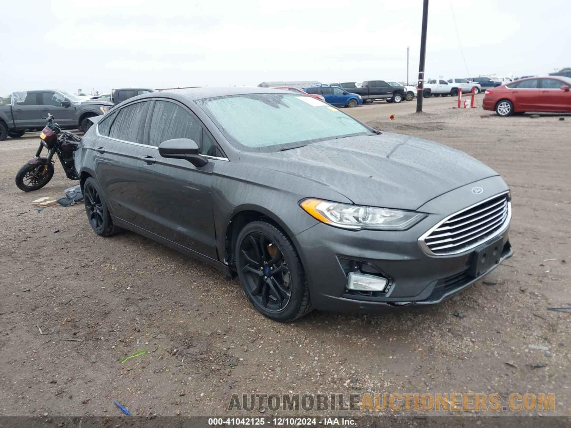 3FA6P0HD5KR171638 FORD FUSION 2019