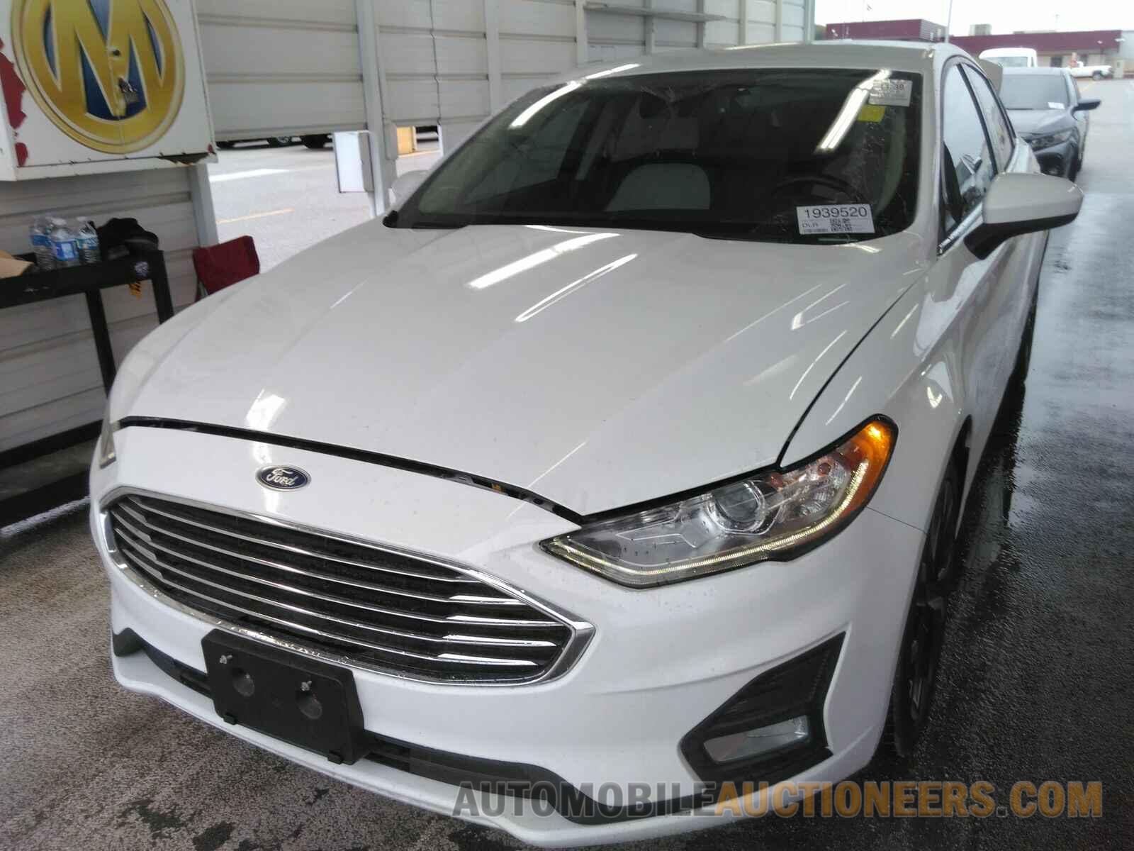 3FA6P0HD5KR172157 Ford Fusion 2019