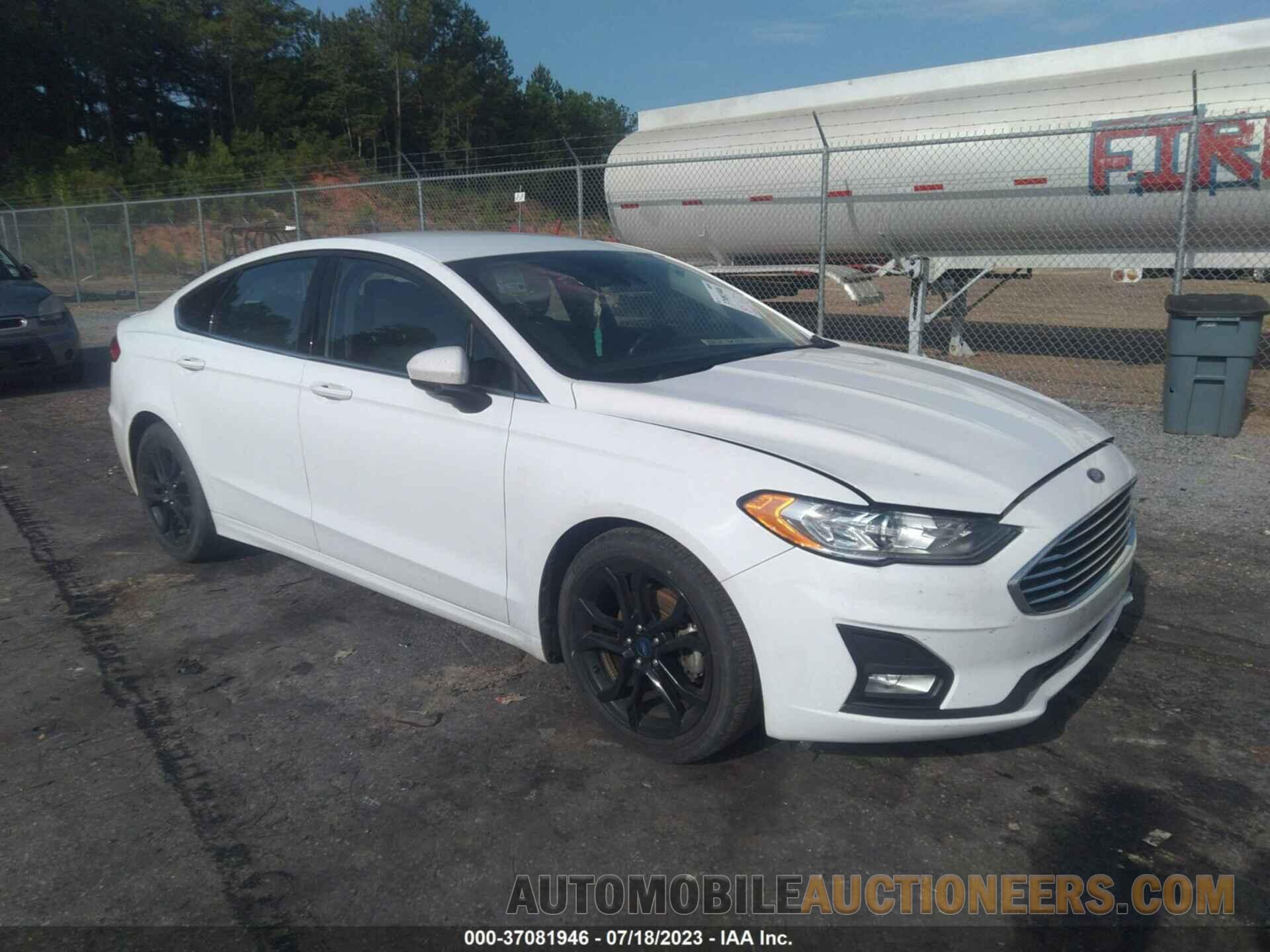 3FA6P0HD5KR229182 FORD FUSION 2019