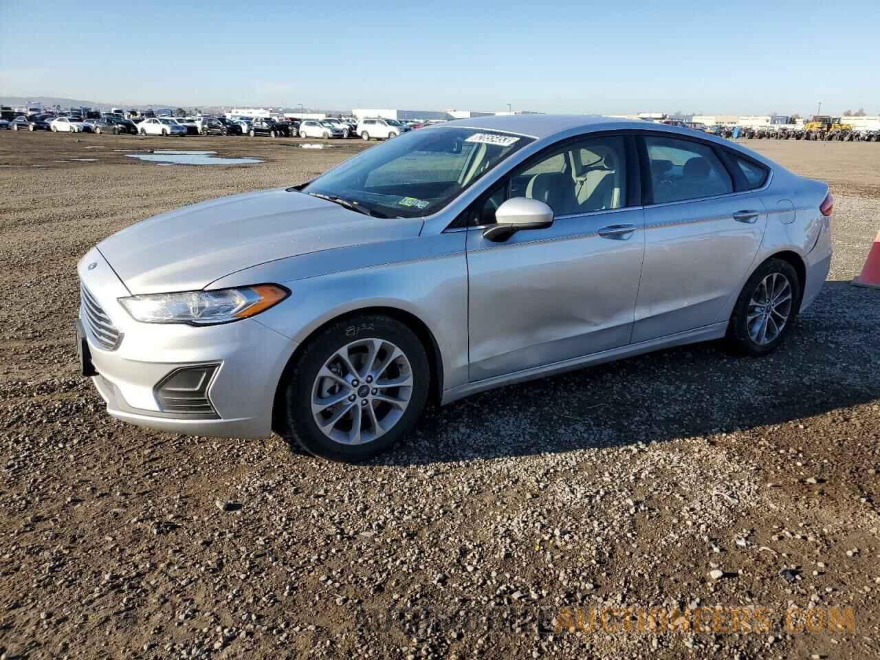 3FA6P0HD5KR245351 FORD FUSION 2019