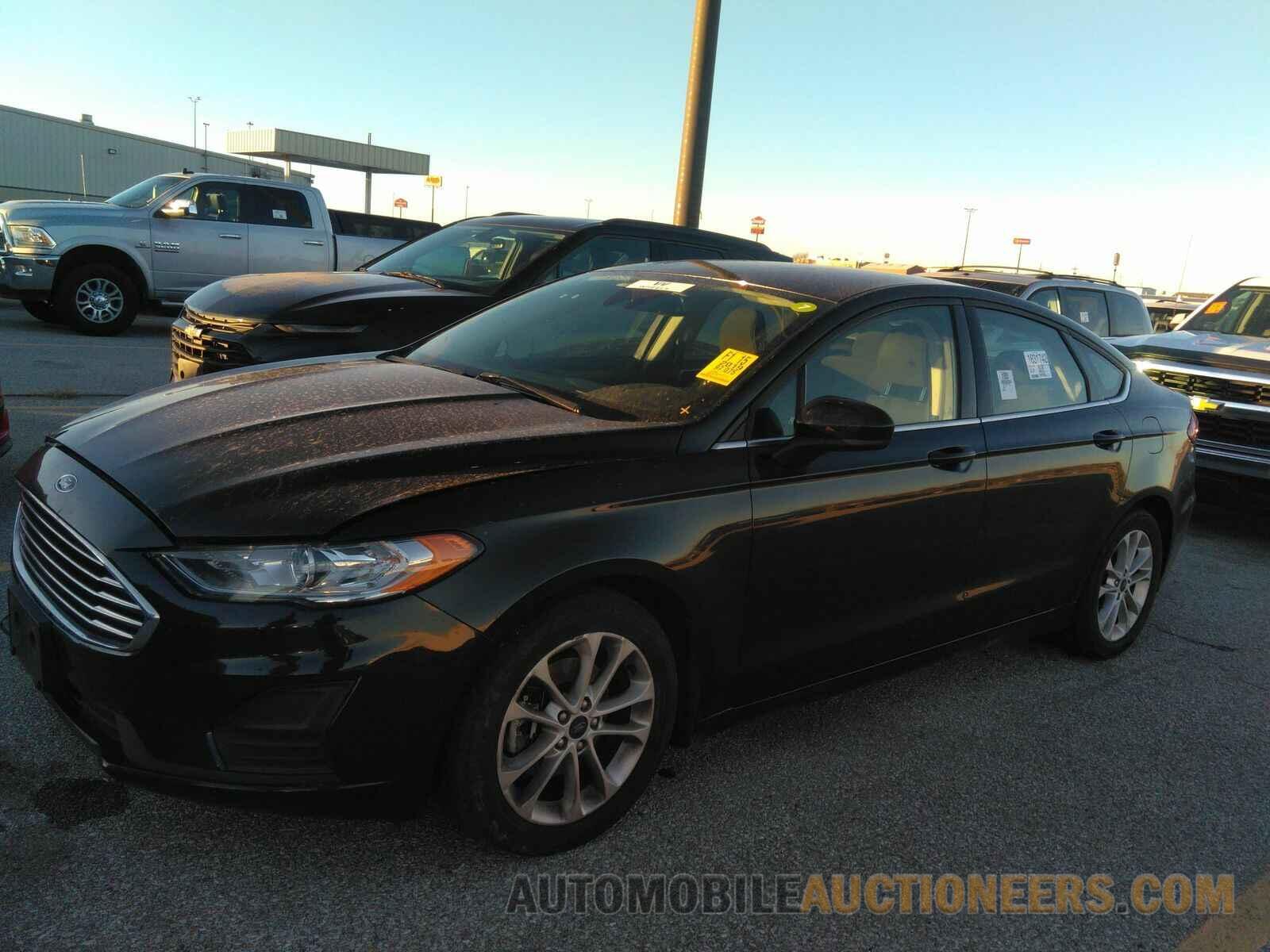 3FA6P0HD5KR272551 Ford Fusion 2019