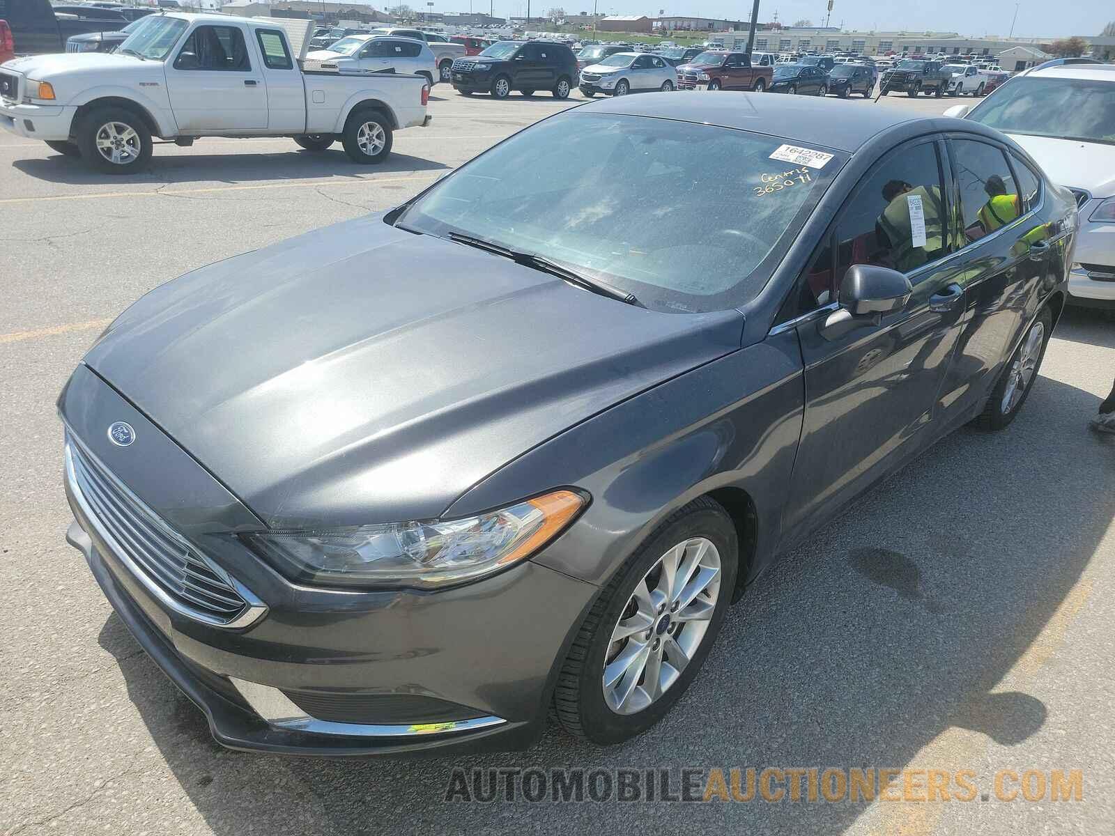 3FA6P0HD6HR365071 Ford Fusion 2017