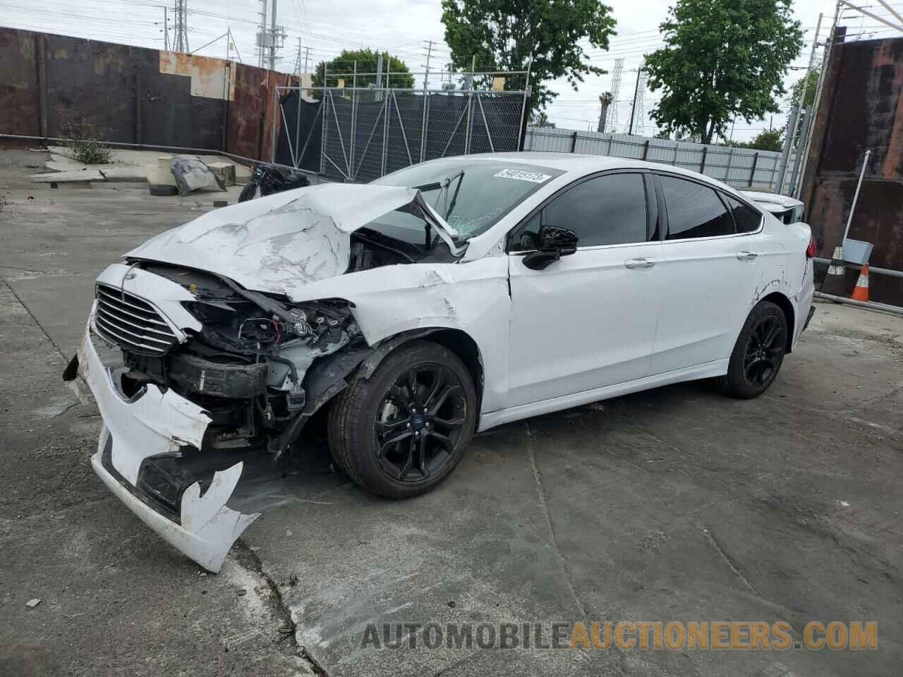 3FA6P0HD6KR111867 FORD FUSION 2019