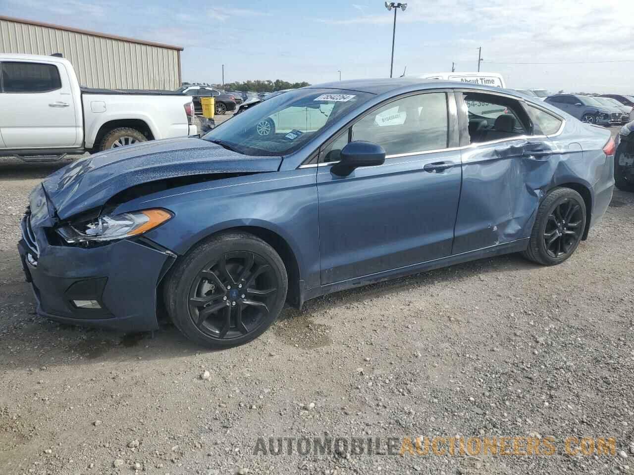 3FA6P0HD6KR215551 FORD FUSION 2019