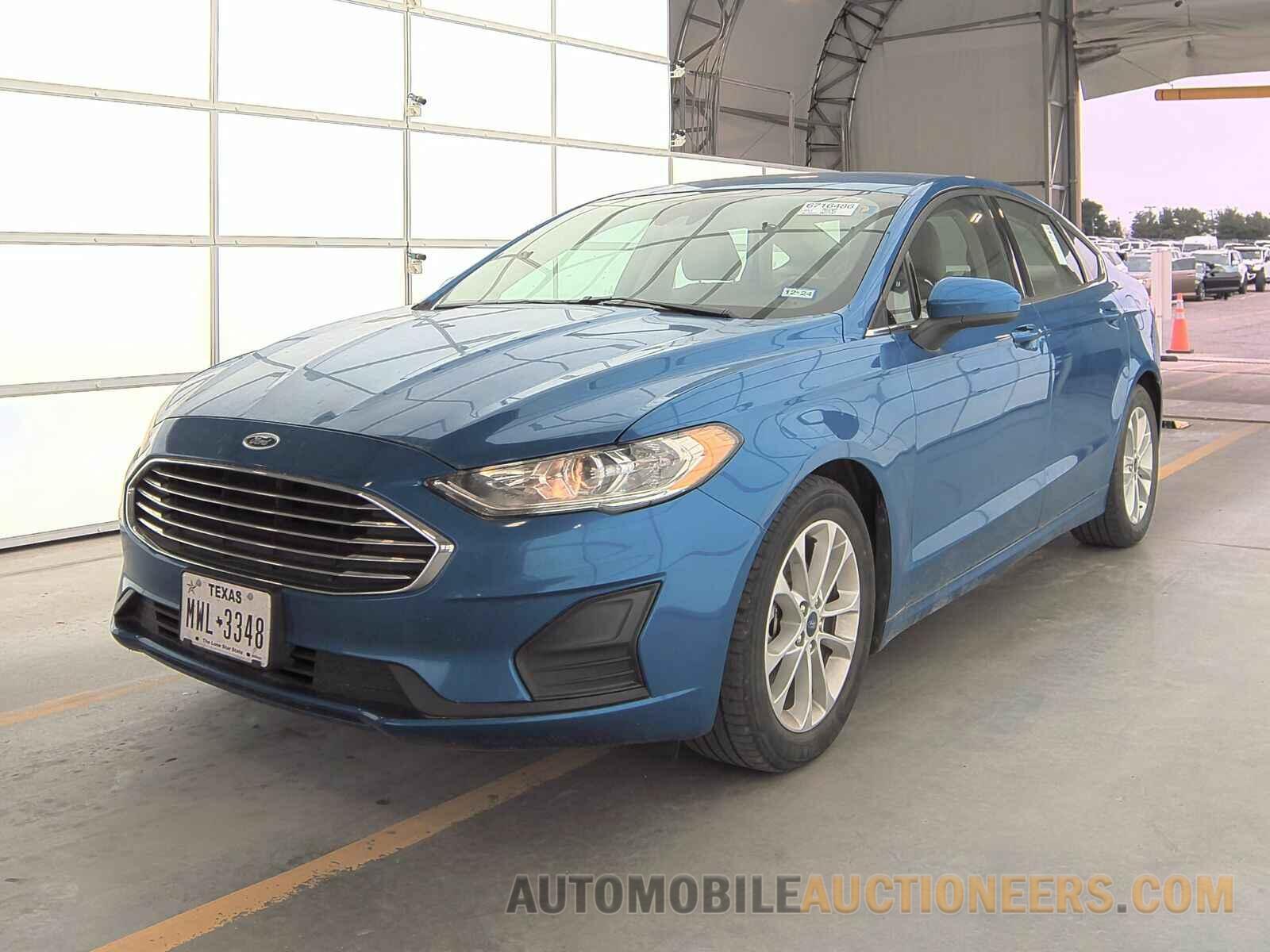 3FA6P0HD6LR153523 Ford Fusion 2020