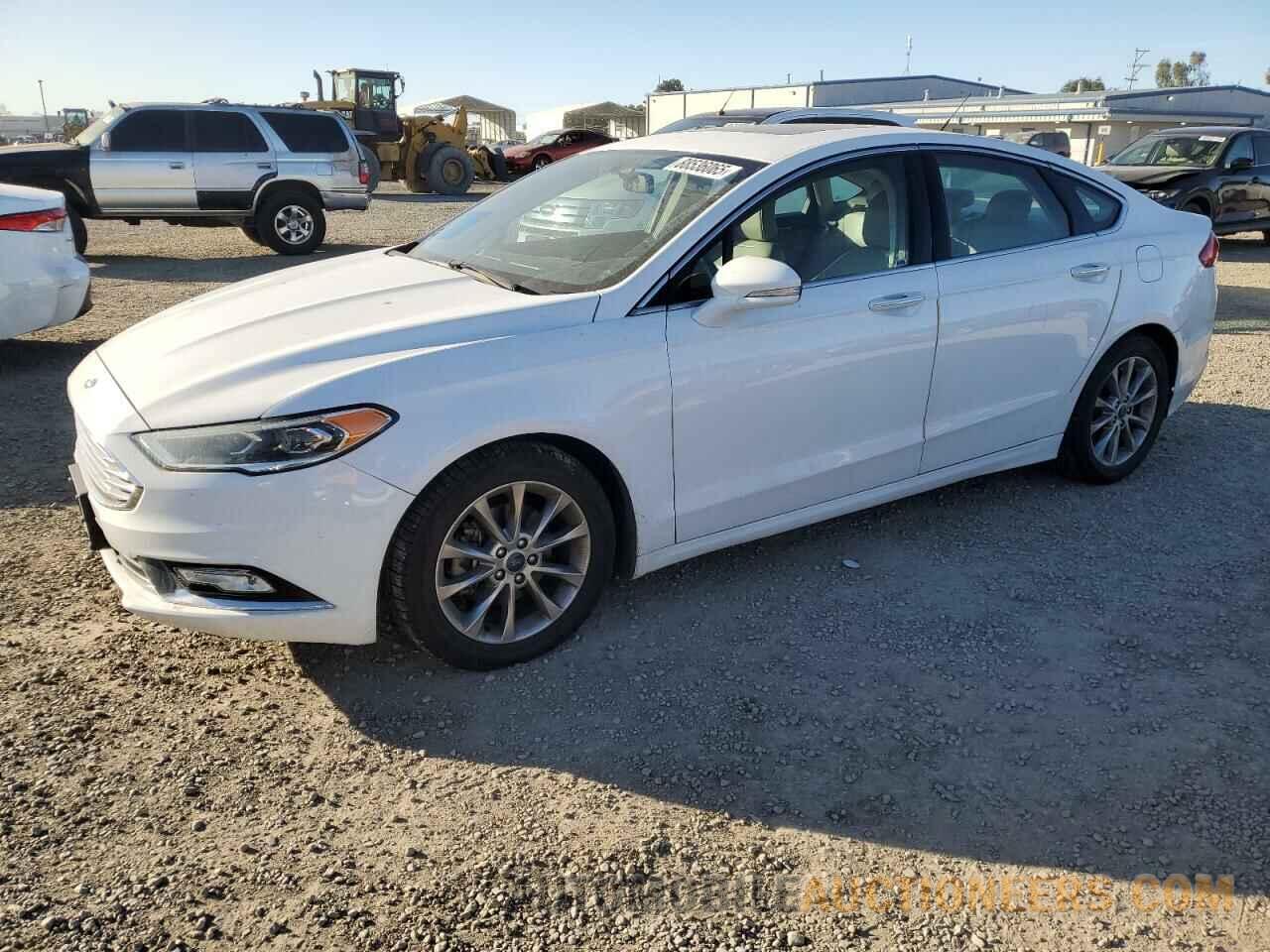 3FA6P0HD7HR131912 FORD FUSION 2017