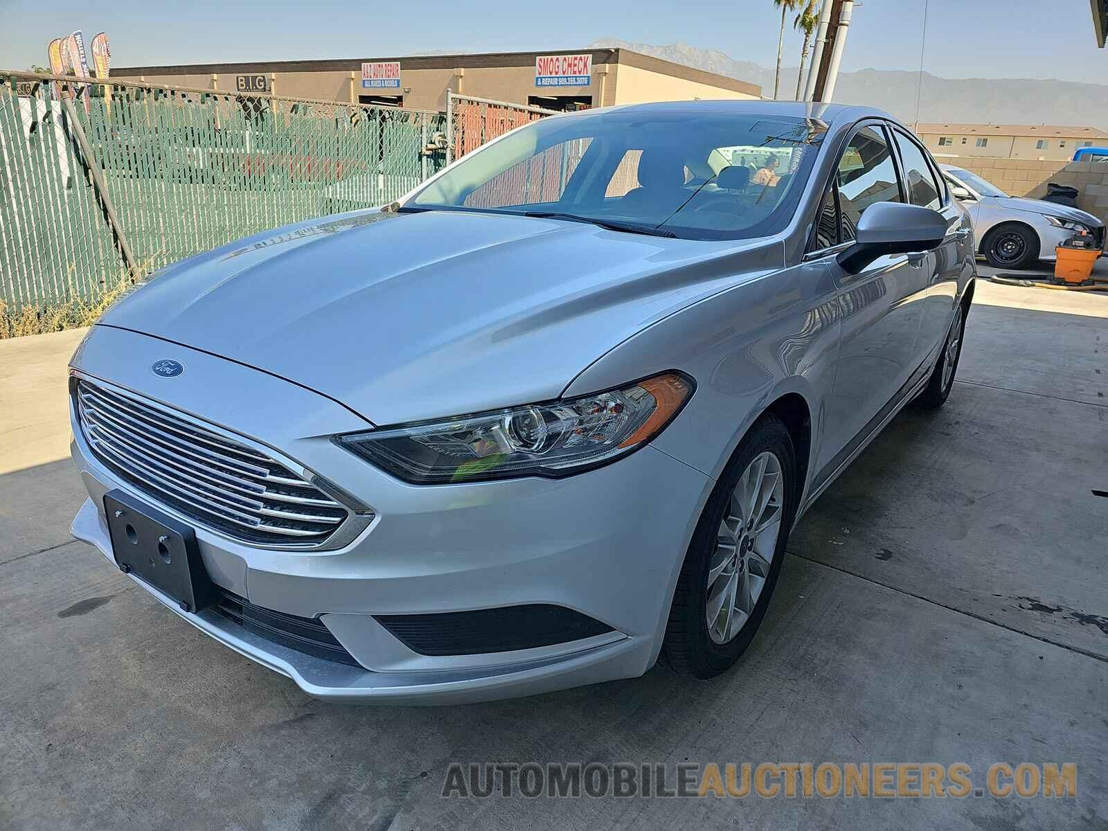 3FA6P0HD7HR242489 Ford Fusion 2017