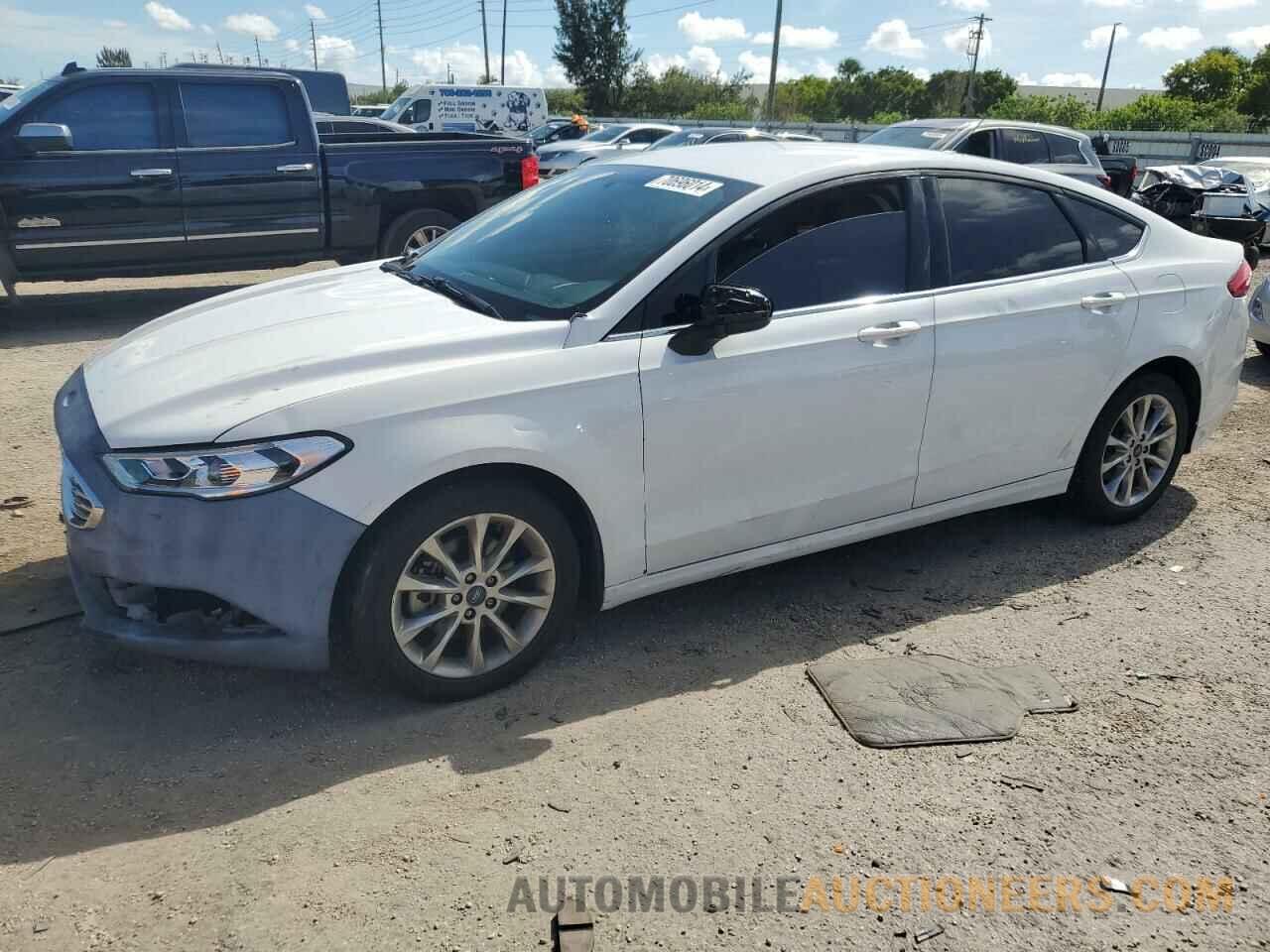 3FA6P0HD7HR262192 FORD FUSION 2017