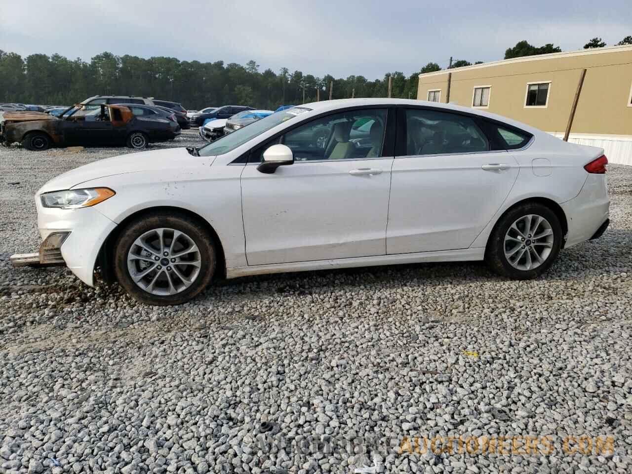 3FA6P0HD7KR162147 FORD FUSION 2019