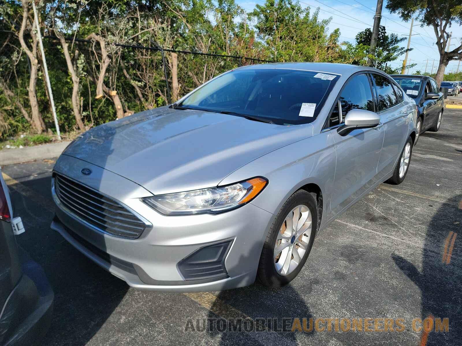 3FA6P0HD7KR239454 Ford Fusion 2019