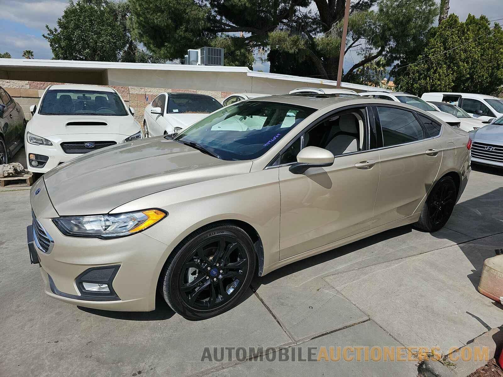 3FA6P0HD7KR239731 Ford Fusion 2019