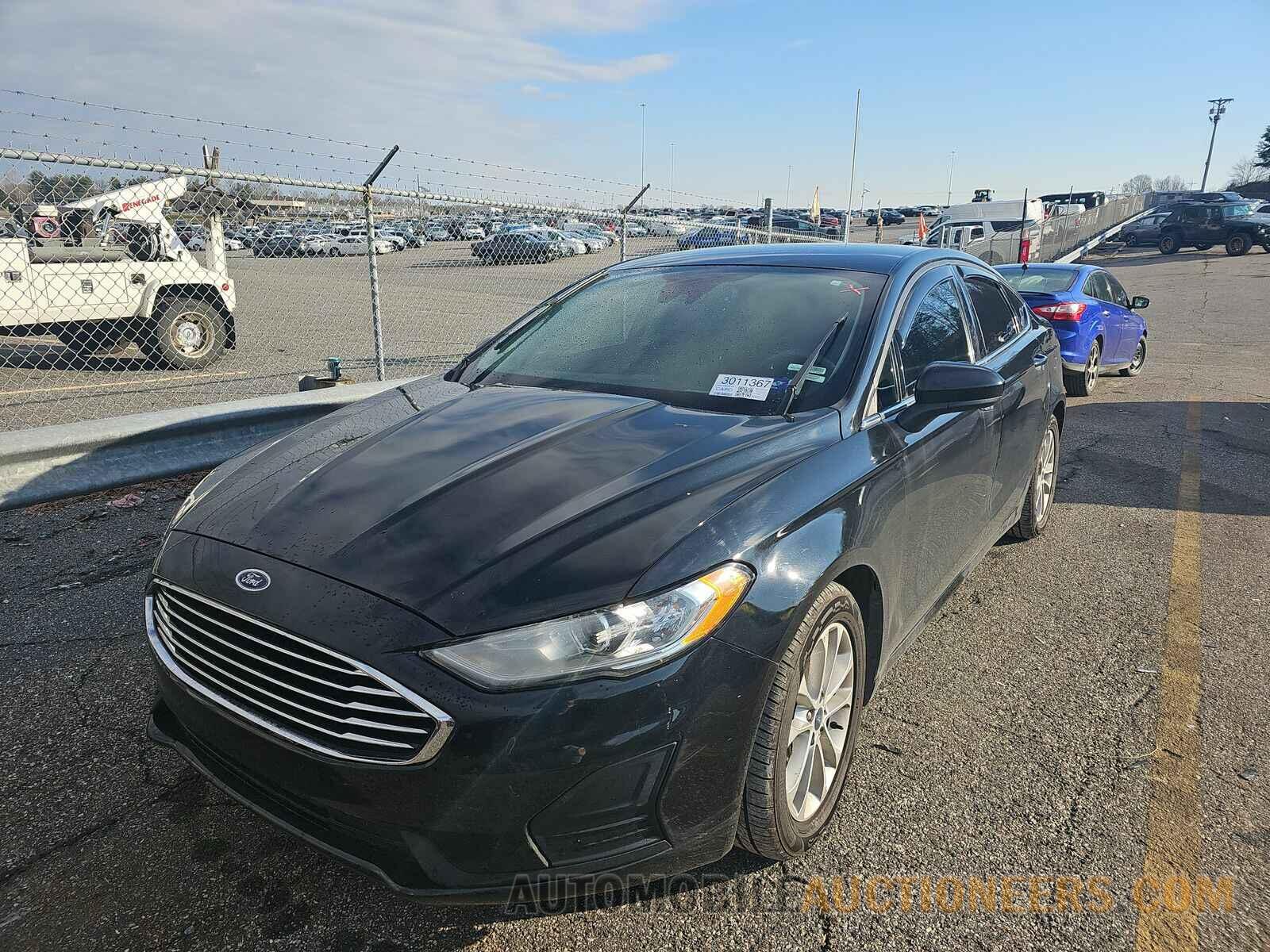 3FA6P0HD7KR268100 Ford Fusion 2019