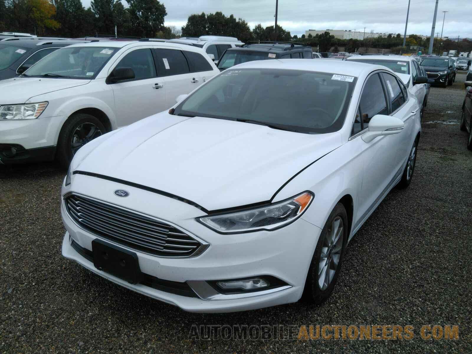 3FA6P0HD8HR230769 Ford Fusion 2017