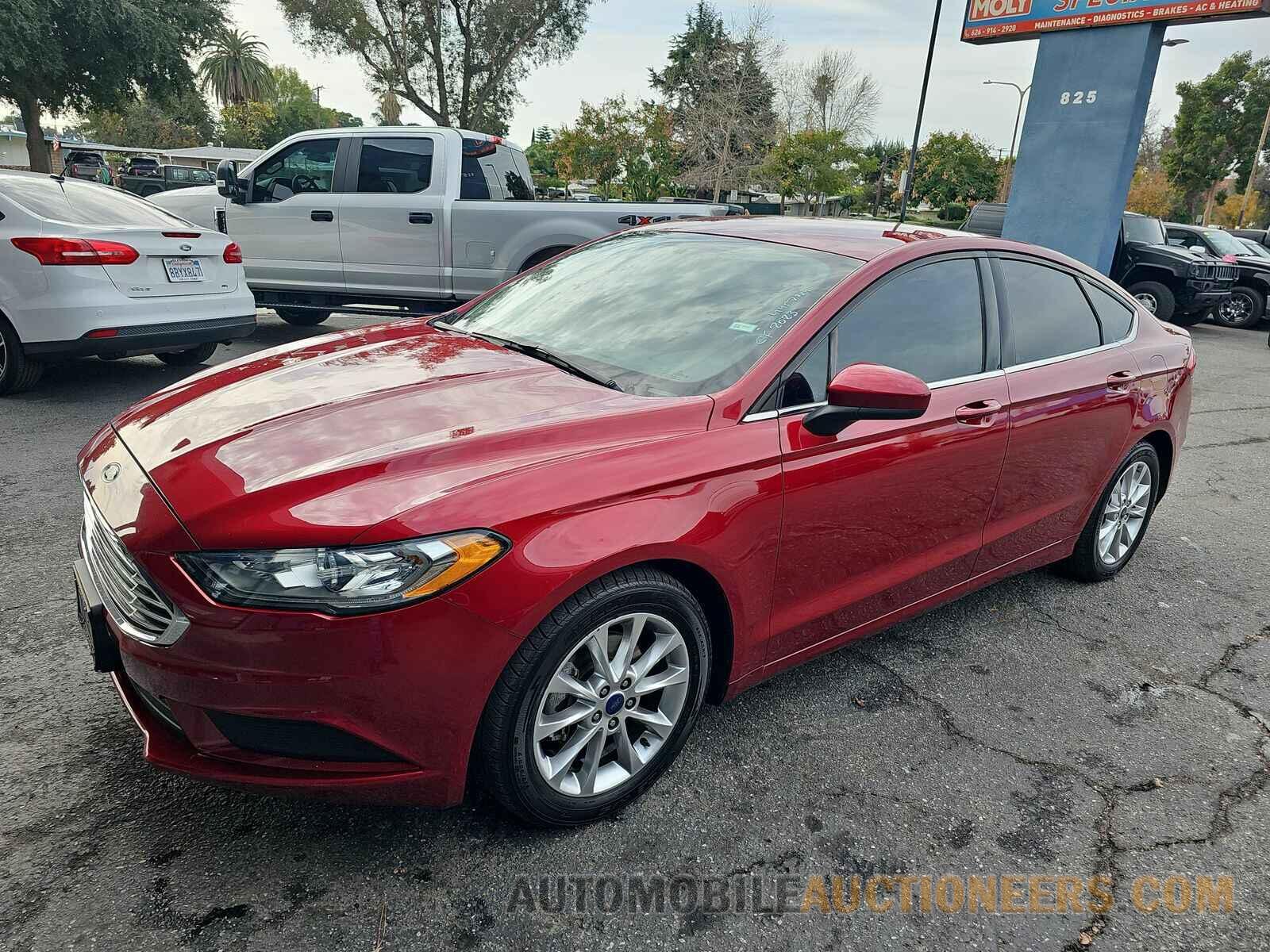 3FA6P0HD8HR275761 Ford Fusion 2017