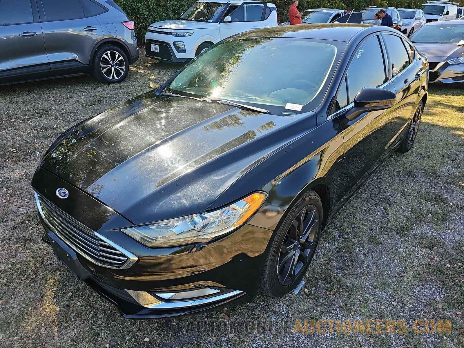 3FA6P0HD8JR136509 Ford Fusion 2018