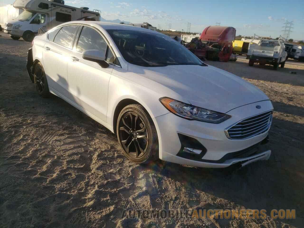 3FA6P0HD8KR177062 FORD FUSION 2019