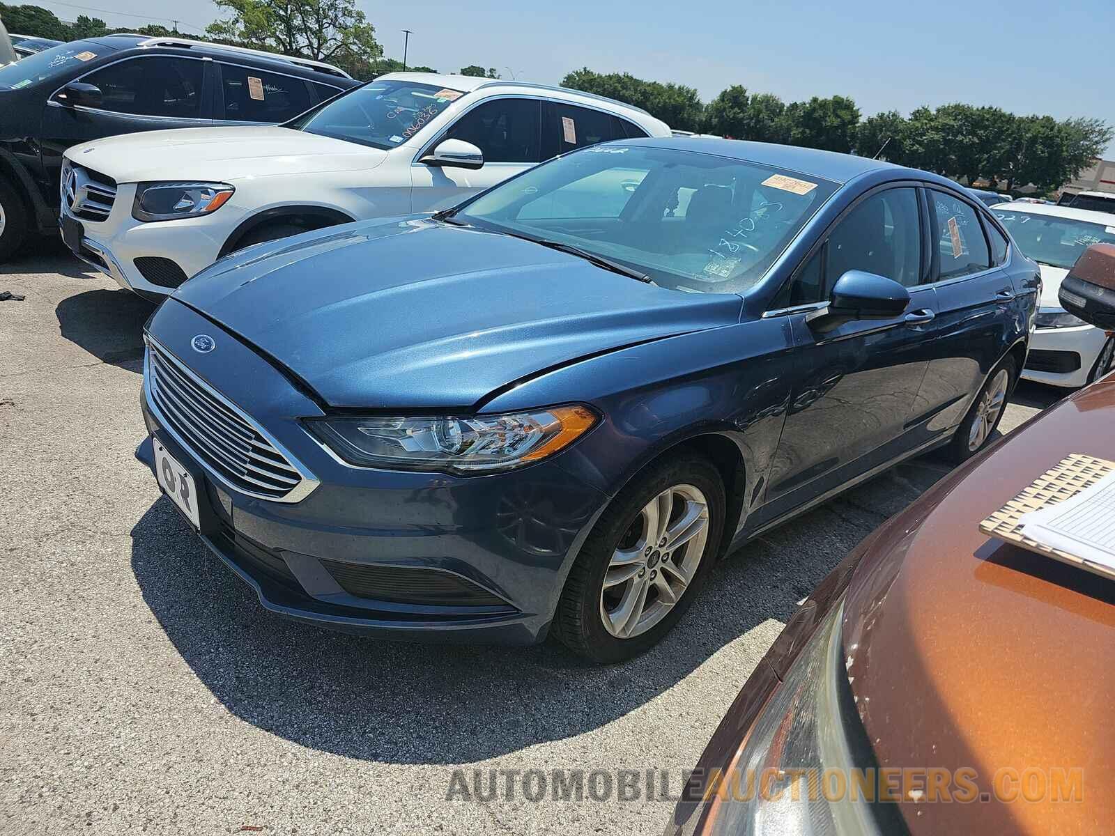 3FA6P0HD9JR184083 Ford Fusion 2018