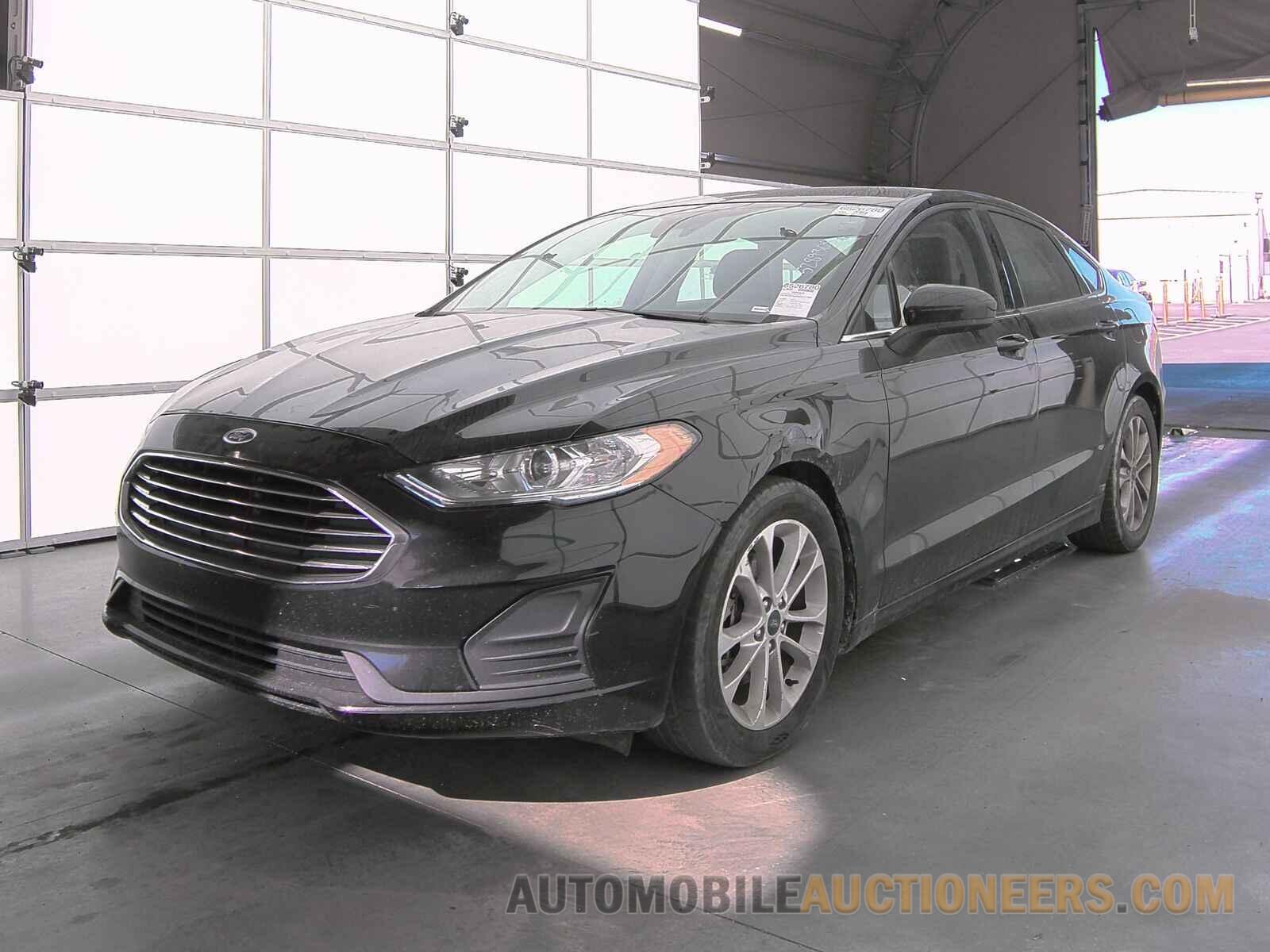 3FA6P0HD9KR151988 Ford Fusion 2019