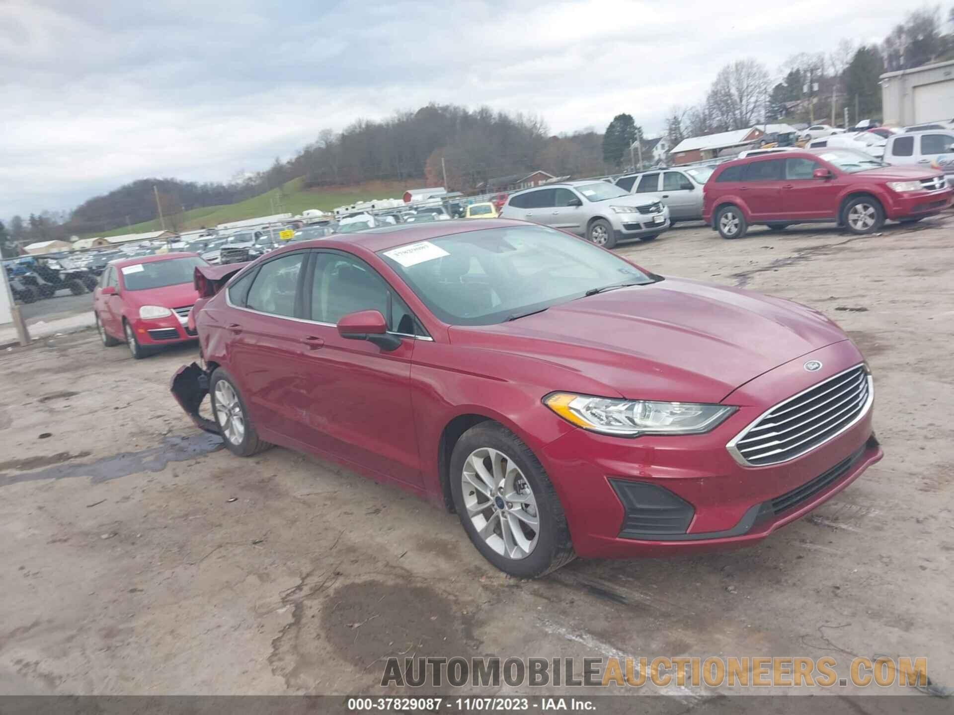 3FA6P0HD9KR153529 FORD FUSION 2019