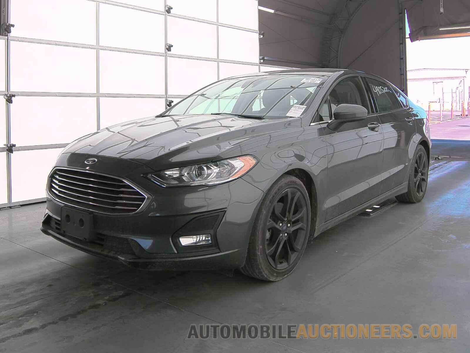 3FA6P0HD9KR164403 Ford Fusion 2019